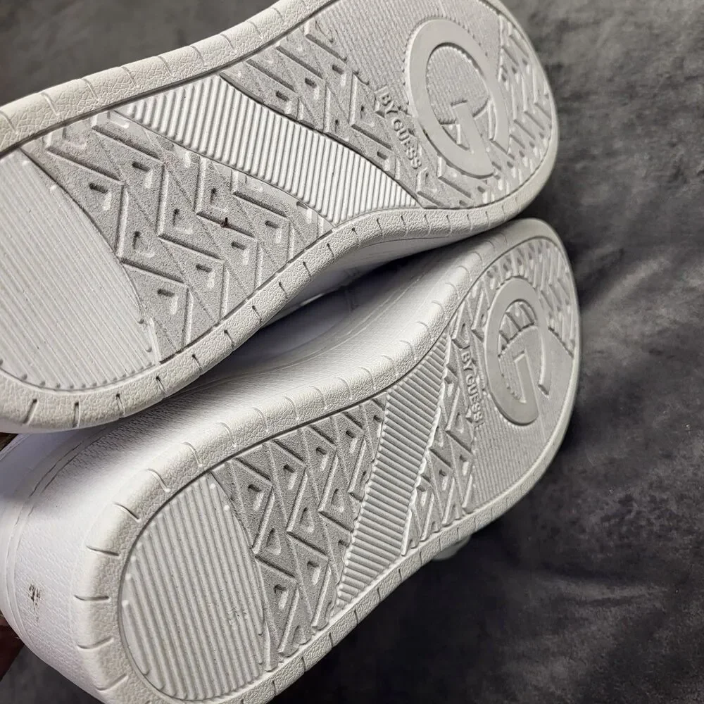 GBG Los Angeles By Guess Sz 8 White Sneakers Y2K 90s Chunky